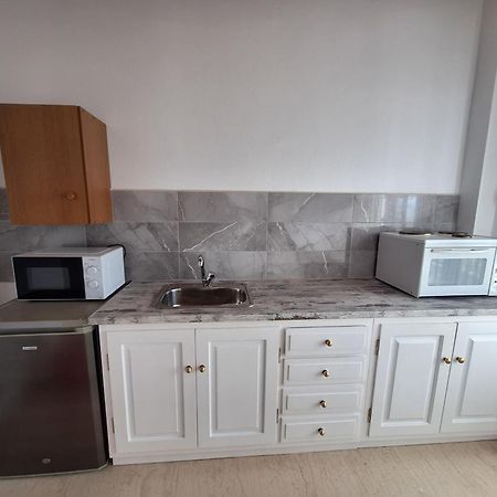 Mosxonas House Apartment Aegina Luaran gambar